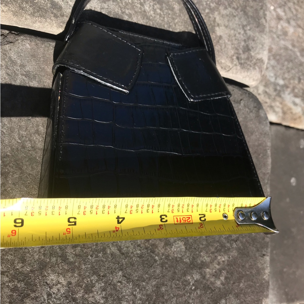 Mini Black Bag - Picture 3 of 10